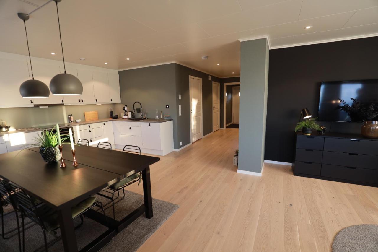 Modern Apartment With Seaview Hammarvika Eksteriør billede